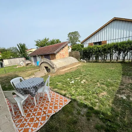 Petit Coin De Verdure Au Coeur De Holiday home